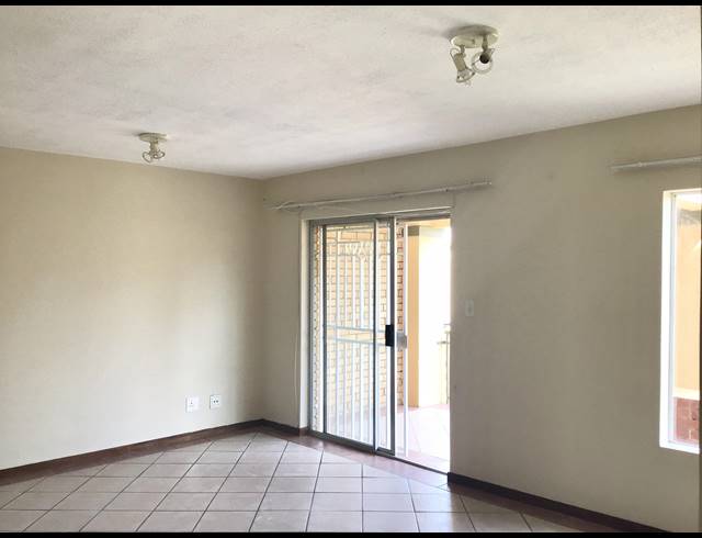 2 BEDROOM APARTMENT TO LET IN MOOIKLOOF RIDGE
